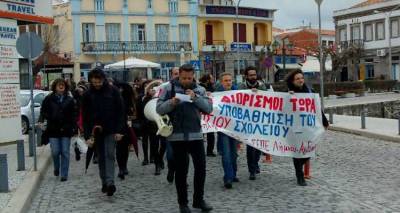 &Epsilon;&Lambda;&Mu;&Epsilon; &Lambda;ή&mu;&nu;&omicron;&upsilon;: &Eta; &laquo;&alpha;ύ&xi;&eta;&sigma;&eta;&raquo; &tau;&omega;&nu; &pi;&rho;&alpha;&gamma;&mu;&alpha;&tau;&iota;&kappa;ώ&nu; &mu;&alpha;&sigmaf; &mu;&iota;&sigma;&theta;ώ&nu; &delta;&epsilon;&nu; &kappa;&alpha;&lambda;ύ&pi;&tau;&epsilon;&iota; &omicron;ύ&tau;&epsilon; &tau;&iota;&sigmaf; &alpha;&upsilon;&xi;ή&sigma;&epsilon;&iota;&sigmaf; &sigma;&tau;&omicron; &epsilon;&beta;&delta;&omicron;&mu;&alpha;&delta;&iota;&alpha;ί&omicron; &kappa;&alpha;&lambda;ά&theta;&iota;