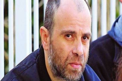 &Mu;&alpha;&zeta;&iota;ώ&tau;&eta;&sigmaf;: Έ&xi;&upsilon;&pi;&nu;&omicron;&sigmaf;, &pi;&epsilon;&iota;&theta;&alpha;&rho;&chi;&eta;&mu;έ&nu;&omicron;&sigmaf; &kappa;&alpha;&iota; &epsilon;&mu;&mu;&omicron;&nu;&iota;&kappa;ό&sigmaf;