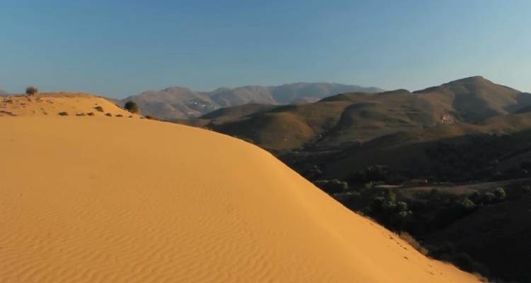 &Alpha;&mu;&mu;&omicron;&theta;ί&nu;&epsilon;&sigmaf; &Lambda;ή&mu;&nu;&omicron;&upsilon;: &Alpha;&upsilon;&tau;ή &epsilon;ί&nu;&alpha;&iota; &eta; έ&rho;&eta;&mu;&omicron;&sigmaf; &tau;&eta;&sigmaf; &Epsilon;&lambda;&lambda;ά&delta;&alpha;&sigmaf;! (photos)
