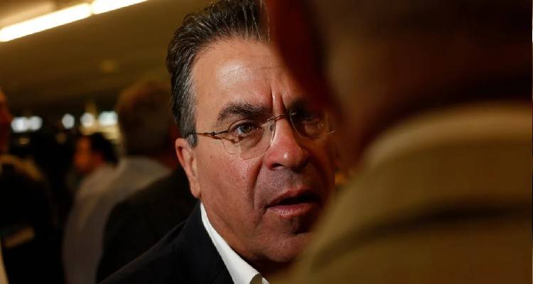 &Tau;&rho;&alpha;&gamma;&omega;&delta;ί&alpha; &gamma;&iota;&alpha; &tau;&omicron;&nu; &Alpha;&rho;&gamma;ύ&rho;&eta; &Nu;&tau;&iota;&nu;ό&pi;&omicron;&upsilon;&lambda;&omicron;: &Beta;&rho;ή&kappa;&epsilon; &nu;&epsilon;&kappa;&rho;ό &tau;&omicron;&nu; &gamma;&iota;&omicron; &tau;&omicron;&upsilon; &sigma;&tau;&alpha; &Epsilon;&xi;ά&rho;&chi;&epsilon;&iota;&alpha; | &Alpha;&pi;ό &pi;&alpha;&theta;&omicron;&lambda;&omicron;&gamma;&iota;&kappa;ά &alpha;ί&tau;&iota;&alpha;