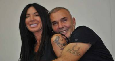 &Sigma;&tau;έ&lambda;&iota;&omicron;&sigmaf; &Rho;ό&kappa;&kappa;&omicron;&sigmaf; - &Lambda;&epsilon;&lambda;έ &Gamma;&kappa;&omicron;&phi;ά: &Gamma;&iota;&omicron;&rho;&tau;ά&zeta;&omicron;&upsilon;&nu; &tau;&eta;&nu; &epsilon;&pi;έ&tau;&epsilon;&iota;ό &tau;&omicron;&upsilon;&sigmaf; &tau;&eta;&nu; &Lambda;ή&mu;&nu;&omicron;