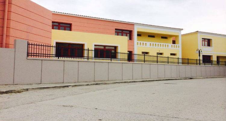 &Tau;&omicron; 2&omicron; &Delta;&eta;&mu;&omicron;&tau;&iota;&kappa;ό &Sigma;&chi;&omicron;&lambda;&epsilon;ί&omicron; &Mu;ύ&rho;&iota;&nu;&alpha;&sigmaf; &epsilon;&upsilon;&chi;&alpha;&rho;&iota;&sigma;&tau;&epsilon;ί&hellip;.