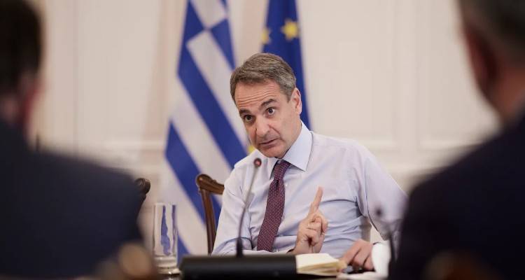 &Alpha;&kappa;&rho;ί&beta;&epsilon;&iota;&alpha;: &Tau;&alpha; &mu;έ&tau;&rho;&alpha; &pi;&omicron;&upsilon; &epsilon;&pi;&epsilon;&xi;&epsilon;&rho;&gamma;ά&zeta;&epsilon;&tau;&alpha;&iota; &tau;&omicron; &Mu;&alpha;&xi;ί&mu;&omicron;&upsilon; | &Gamma;&iota;&alpha;&tau;ί &delta;&epsilon;&nu; &pi;&rho;&omicron;&kappa;&rho;ί&nu;&epsilon;&tau;&alpha;&iota; &eta; &mu;&epsilon;ί&omega;&sigma;&eta; &Phi;&Pi;&Alpha;, &tau;&omicron; &pi;&alpha;&rho;ά&delta;&epsilon;&iota;&gamma;&mu;&alpha; &mu;&epsilon; &tau;&omicron; &psi;&omega;&mu;ί