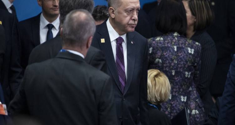 &Gamma;&epsilon;&rho;&mu;&alpha;&nu;&iota;&kappa;ό&sigmaf; &Tau;ύ&pi;&omicron;&sigmaf;: &Eta; &Tau;&omicron;&upsilon;&rho;&kappa;ί&alpha; &laquo;&delta;&iota;έ&pi;&rho;&alpha;&xi;&epsilon; έ&nu;&alpha; &pi;&rho;&alpha;&gamma;&mu;&alpha;&tau;&iota;&kappa;ό &pi;&rho;&alpha;&xi;&iota;&kappa;ό&pi;&eta;&mu;&alpha;&raquo; &sigma;&upsilon;&nu;ά&pi;&tau;&omicron;&nu;&tau;&alpha;&sigmaf; &tau;&eta; &sigma;&upsilon;&mu;&phi;&omega;&nu;ί&alpha; &mu;&epsilon; &tau;&eta; &Lambda;&iota;&beta;ύ&eta;