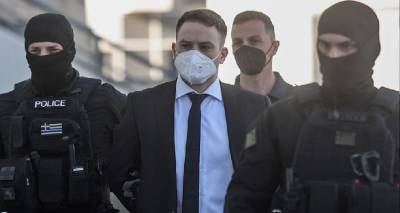 &Gamma;&lambda;&upsilon;&kappa;ά &Nu;&epsilon;&rho;ά: &Sigma;ή&mu;&epsilon;&rho;&alpha; &eta; &alpha;&pi;&omicron;&lambda;&omicron;&gamma;ί&alpha; &tau;&omicron;&upsilon; &Mu;&pi;ά&mu;&pi;&eta; &Alpha;&nu;&alpha;&gamma;&nu;&omega;&sigma;&tau;ό&pi;&omicron;&upsilon;&lambda;&omicron;&upsilon;, έ&nu;&alpha;&nu; &chi;&rho;ό&nu;&omicron; &mu;&epsilon;&tau;ά &tau;&eta; &delta;&omicron;&lambda;&omicron;&phi;&omicron;&nu;ί&alpha; &tau;&eta;&sigmaf; &Kappa;&alpha;&rho;&omicron;&lambda;ά&iota;&nu;