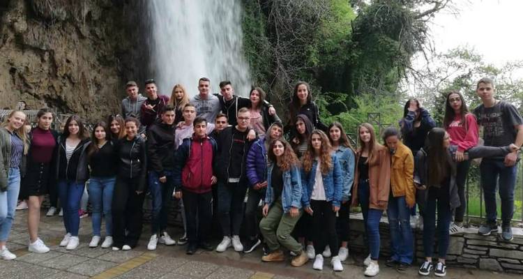 &Tau;&epsilon;&tau;&rho;&alpha;ή&mu;&epsilon;&rho;&eta; &epsilon;&kappa;&delta;&rho;&omicron;&mu;ή &tau;&omicron;&upsilon; &Gamma;&Epsilon;.&Lambda;. &Mu;&omicron;ύ&delta;&rho;&omicron;&upsilon; &sigma;&tau;&eta; &Beta;ό&rho;&epsilon;&iota;&alpha; &Epsilon;&lambda;&lambda;ά&delta;&alpha; (photos)