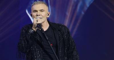 &Sigma;&tau;έ&lambda;&iota;&omicron;&sigmaf; &Rho;ό&kappa;&kappa;&omicron;&sigmaf;: &Tau;&alpha; &gamma;&epsilon;&nu;έ&theta;&lambda;&iota;&alpha;, &tau;&alpha; &laquo;&sigma;&mu;&alpha;&rho;ά&gamma;&delta;&iota;&alpha; &amp; &rho;&omicron;&upsilon;&mu;&pi;ί&nu;&iota;&alpha;&raquo; &tau;&eta;&sigmaf; &zeta;&omega;ή&sigmaf; &tau;&omicron;&upsilon; &amp; &eta; &nu;έ&alpha; &kappa;&alpha;&theta;&eta;&mu;&epsilon;&rho;&iota;&nu;ό&tau;&eta;&tau;&alpha; &sigma;&tau;&eta; &Lambda;ή&mu;&nu;&omicron;