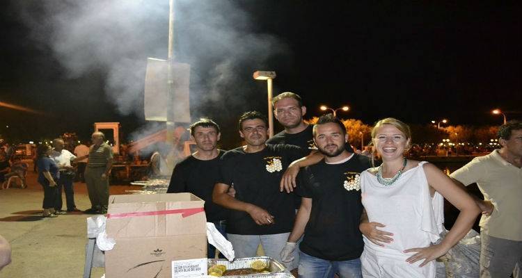 &Sigma;&tau;&omicron; &pi;&rho;&omicron;&sigma;&kappa;ή&nu;&iota;&omicron; &kappa;&alpha;&iota; &phi;έ&tau;&omicron;&sigmaf; &tau;&omicron; &mu;έ&lambda;&iota; &tau;&eta;&sigmaf; &Lambda;ή&mu;&nu;&omicron;&upsilon; | 5&eta; &gamma;&iota;&omicron;&rho;&tau;ή &mu;&epsilon;&lambda;&iota;&omicron;ύ &sigma;&tau;&omicron; &Mu;&omicron;ύ&delta;&rho;&omicron;