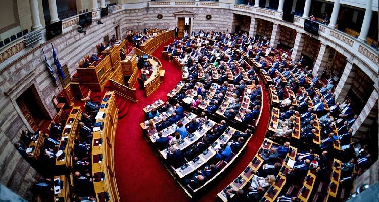 &Beta;&omicron;&upsilon;&lambda;ή: &Gamma;&iota;&alpha; &tau;&eta;&nu; &tau;&rho;&omicron;&pi;&omicron;&lambda;&omicron;&gamma;ί&alpha;-&mu;&pi;&lambda;ό&kappa;&omicron; &sigma;&tau;&omicron;&nu; &Kappa;&alpha;&sigma;&iota;&delta;&iota;ά&rho;&eta; &eta; &tau;&epsilon;&lambda;&epsilon;&upsilon;&tau;&alpha;ί&alpha; &mu;ά&chi;&eta; &pi;&rho;&iota;&nu; &tau;&iota;&sigmaf; &epsilon;&kappa;&lambda;&omicron;&gamma;έ&sigmaf;