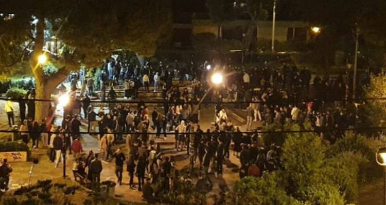 H &Alpha;&sigma;&tau;&upsilon;&nu;&omicron;&mu;ί&alpha; &kappa;&lambda;&epsilon;ί&nu;&epsilon;&iota; &tau;&eta;&nu; &pi;&lambda;&alpha;&tau;&epsilon;ί&alpha; &Alpha;&gamma;ί&omicron;&upsilon; &Iota;&omega;ά&nu;&nu;&omicron;&upsilon; &sigma;&tau;&eta;&nu; &Alpha;&gamma;. &Pi;&alpha;&rho;&alpha;&sigma;&kappa;&epsilon;&upsilon;ή | &Mu;&epsilon;&tau;ά &tau;&omicron;... &pi;ά&rho;&tau;&iota; &nu;&epsilon;&alpha;&rho;ώ&nu;