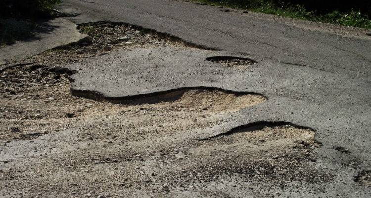 &Lambda;&alpha;&kappa;&kappa;&omicron;ύ&beta;&epsilon;&sigmaf; &sigma;&tau;&omicron;&upsilon;&sigmaf; &delta;&rho;ό&mu;&omicron;&upsilon;&sigmaf; &tau;&eta;&sigmaf; &Lambda;ή&mu;&nu;&omicron;&upsilon; | &laquo;&Lambda;&alpha;&beta;&omega;&mu;έ&nu;&alpha;&raquo; &kappa;&alpha;&iota; &omicron;&chi;ή&mu;&alpha;&tau;&alpha; &tau;&omicron;&upsilon; &Delta;ή&mu;&omicron;&upsilon;