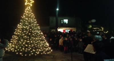 &Omicron; &Pi;&omicron;&lambda;&iota;&tau;&iota;&sigma;&tau;&iota;&kappa;ό&sigmaf; &Sigma;ύ&lambda;&lambda;&omicron;&gamma;&omicron;&sigmaf; &Mu;&omicron;ύ&delta;&rho;&omicron;&upsilon; &upsilon;&pi;&omicron;&delta;έ&chi;&epsilon;&tau;&alpha;&iota; &tau;&omicron; 2016 &mu;&epsilon; &tau;&omicron;&upsilon;&sigmaf; &laquo;Happy Times in Lemnos&raquo;