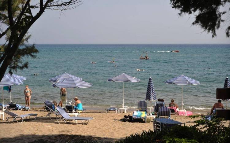 &Xi;&epsilon;&kappa;&iota;&nu;ά &eta; &delta;&iota;ά&theta;&epsilon;&sigma;&eta; 28.400 &delta;&epsilon;&lambda;&tau;ί&omega;&nu; &kappa;&omicron;&iota;&nu;&omega;&nu;&iota;&kappa;&omicron;ύ &tau;&omicron;&upsilon;&rho;&iota;&sigma;&mu;&omicron;ύ