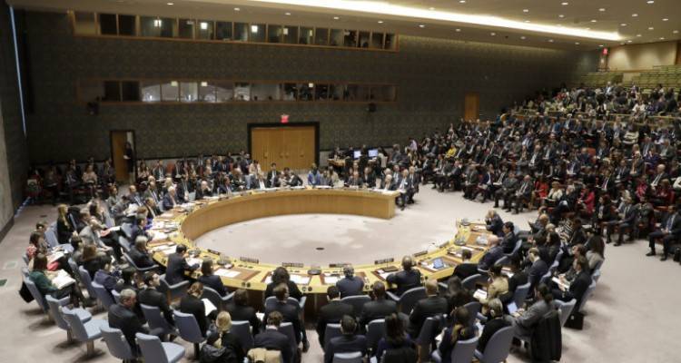 &Lambda;&iota;&beta;ύ&eta;: &Tau;&omicron; &Sigma;&upsilon;&mu;&beta;&omicron;ύ&lambda;&iota;&omicron; &Alpha;&sigma;&phi;&alpha;&lambda;&epsilon;ί&alpha;&sigmaf; &tau;&omicron;&upsilon; &Omicron;&Eta;&Epsilon; &epsilon;&nu;έ&kappa;&rho;&iota;&nu;&epsilon; &psi;ή&phi;&iota;&sigma;&mu;&alpha; &pi;&omicron;&upsilon; &kappa;&alpha;&lambda;&epsilon;ί &sigma;&epsilon; &laquo;&delta;&iota;&alpha;&rho;&kappa;ή &kappa;&alpha;&tau;ά&pi;&alpha;&upsilon;&sigma;&eta; &tau;&omicron;&upsilon; &pi;&upsilon;&rho;ό&sigmaf;&raquo;