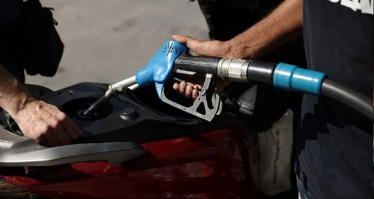 &Epsilon;&pi;&iota;&delta;ό&tau;&eta;&sigma;&eta; &kappa;&alpha;&upsilon;&sigma;ί&mu;&omega;&nu;: &Sigma;&upsilon;&nu;έ&chi;&iota;&sigma;&eta; &tau;&omicron;&upsilon; fuel pass &tau;&omicron; &epsilon;&pi;&iota;&kappa;&rho;&alpha;&tau;έ&sigma;&tau;&epsilon;&rho;&omicron; &sigma;&epsilon;&nu;ά&rho;&iota;&omicron; | &Eta; &epsilon;&nu;&alpha;&lambda;&lambda;&alpha;&kappa;&tau;&iota;&kappa;ή &pi;&omicron;&upsilon; &epsilon;&xi;&epsilon;&tau;ά&zeta;&epsilon;&tau;&alpha;&iota;