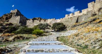 Εντοπίστηκε βλήμα στο Κάστρο της Μύρινας