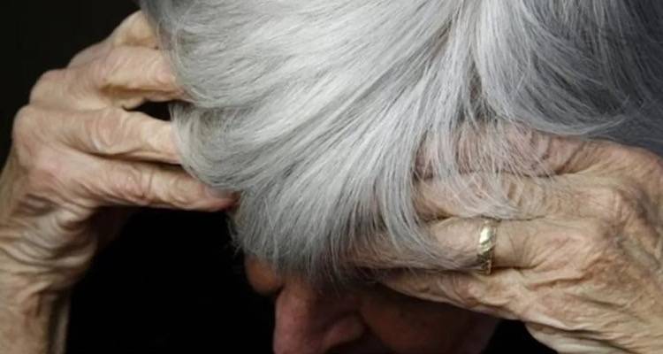 &Lambda;ή&mu;&nu;&omicron;&sigmaf;: &Mu;&epsilon;&tau;ά &tau;&alpha; 26.000&euro; &nu;έ&alpha; &mu;&alpha;&rho;&tau;&upsilon;&rho;ί&alpha; &gamma;&iota;&alpha; &alpha;&pi;ό&pi;&epsilon;&iota;&rho;&alpha; &epsilon;&xi;&alpha;&pi;ά&tau;&eta;&sigma;&eta;&sigmaf; | &Zeta;ή&tau;&eta;&sigma;&alpha;&nu; &alpha;&pi;ό 85&chi;&rho;&omicron;&nu;&eta; 70.000&euro; &gamma;&iota;&alpha; &delta;ή&theta;&epsilon;&nu; &chi;&epsilon;&iota;&rho;&omicron;&upsilon;&rho;&gamma;&epsilon;ί&omicron; &tau;&eta;&sigmaf; &kappa;ό&rho;&eta;&sigmaf; &tau;&eta;&sigmaf;