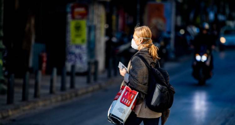 &Alpha;&rho;&sigma;&eta; &mu;έ&tau;&rho;&omega;&nu;: &Pi;&rho;&epsilon;&mu;&iota;έ&rho;&alpha; &gamma;&iota;&alpha; &tau;&eta;&nu; έ&xi;&omicron;&delta;&omicron; &alpha;&pi;ό &tau;&eta;&nu; &kappa;&alpha;&rho;&alpha;&nu;&tau;ί&nu;&alpha; &mu;&epsilon; &mu;ά&sigma;&kappa;&epsilon;&sigmaf;, &alpha;&pi;&omicron;&sigma;&tau;ά&sigma;&epsilon;&iota;&sigmaf; &kappa;&alpha;&iota; &chi;&omega;&rho;ί&sigmaf; sms | &Pi;&omicron;&iota;&alpha; &kappa;&alpha;&tau;&alpha;&sigma;&tau;ή&mu;&alpha;&tau;&alpha; &alpha;&nu;&omicron;ί&gamma;&omicron;&upsilon;&nu;