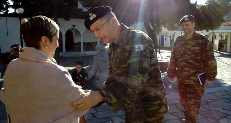 Εικόνες από την επίσκεψη του Αρχηγού ΓΕΣ στον Άγιο Ευστράτιο (photos)