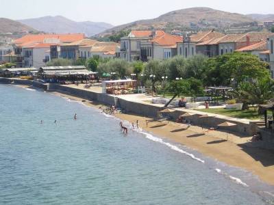 «Σαφάρι» ελέγχων στα παραθαλάσσια καταστήματα της Λήμνου