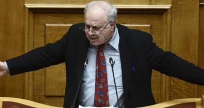 &Tau;&epsilon;&lambda;&epsilon;&upsilon;&tau;&alpha;ί&alpha; &epsilon;&xi;έ&lambda;&iota;&xi;&eta;: &Epsilon;&kappa;&tau;ό&sigmaf; &Pi;&Alpha;&Sigma;&Omicron;&Kappa; &mu;&epsilon; &alpha;&pi;ό&phi;&alpha;&sigma;&eta; &Alpha;&nu;&delta;&rho;&omicron;&upsilon;&lambda;ά&kappa;&eta; &omicron; &Pi;. &Pi;&alpha;&rho;&alpha;&sigma;&kappa;&epsilon;&upsilon;&alpha;ΐ&delta;&eta;&sigmaf;