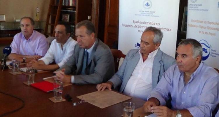 &Kappa;&alpha;&tau;&alpha;&sigma;&kappa;&epsilon;&upsilon;ή &upsilon;&pi;&omicron;&beta;&rho;&upsilon;&chi;ί&omicron;&upsilon; &pi;ά&rho;&kappa;&omicron;&upsilon; &pi;&rho;&omicron;&sigma;&tau;&alpha;&sigma;ί&alpha;&sigmaf; &psi;&alpha;&rho;&iota;ώ&nu; &sigma;&tau;&eta; &Lambda;ή&mu;&nu;&omicron;; (photos)