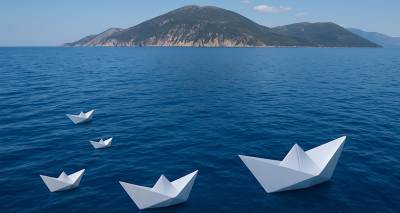 &Nu;έ&alpha; &Epsilon;&pi;&iota;&tau;&rho;&omicron;&pi;ή &Nu;&eta;&sigma;&iota;&omega;&tau;&iota;&kappa;ό&tau;&eta;&tau;&alpha;&sigmaf; | &Alpha;&lambda;&lambda;ά&zeta;&epsilon;&iota; &omicron; &chi;ά&rho;&tau;&eta;&sigmaf; &tau;&omega;&nu; &pi;&omicron;&lambda;&iota;&tau;&iota;&kappa;ώ&nu; &gamma;&iota;&alpha; &tau;&alpha; &nu;&eta;&sigma;&iota;ά