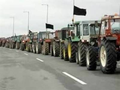 Συμβολικός ο πρώτος αποκλεισμός από τους αγρότες της Ημαθίας - Τρακτέρ και στη Δράμα