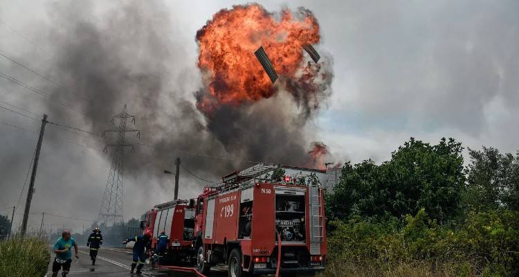 &Phi;&omega;&tau;&iota;ά &sigma;&tau;&eta;&nu; &Alpha;&tau;&tau;&iota;&kappa;ή: &Epsilon;&kappa;&rho;ή&xi;&epsilon;&iota;&sigmaf; &sigma;&epsilon; &epsilon;&rho;&gamma;&omicron;&sigma;&tau;ά&sigma;&iota;&omicron; &sigma;&tau;&iota;&sigmaf; &Alpha;&phi;ί&delta;&nu;&epsilon;&sigmaf;, &alpha;&nu;&alpha;&zeta;&omega;&pi;ύ&rho;&omega;&sigma;&eta; &sigma;&tau;&eta;&nu; &Iota;&pi;&pi;&omicron;&kappa;&rho;ά&tau;&epsilon;&iota;&omicron; &Pi;&omicron;&lambda;&iota;&tau;&epsilon;ί&alpha;