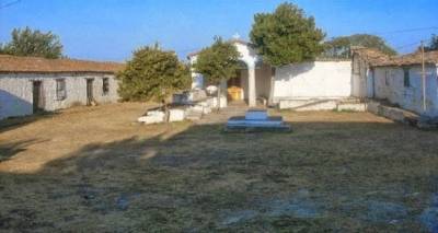 &Tau;&rho;&iota;ή&mu;&epsilon;&rho;&omicron; &epsilon;&kappa;&delta;&eta;&lambda;ώ&sigma;&epsilon;&omega;&nu; &sigma;&tau;&omicron; &Mu;&epsilon;&tau;ό&chi;&iota; &laquo;&Mu;&eta;&tau;&rho;ό&pi;&omicron;&lambda;&eta;&raquo; &sigma;&tau;&omicron; &Kappa;&alpha;&rho;&pi;ά&sigma;&iota;