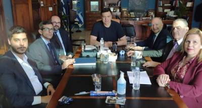 &Sigma;&tau;&iota;&sigmaf; &alpha;&rho;&chi;έ&sigmaf; &Mu;&alpha;ΐ&omicron;&upsilon; &delta;&rho;&omicron;&mu;&omicron;&lambda;&omicron;&gamma;&epsilon;ί&tau;&alpha;&iota; &tau;&omicron; Aqua Blue &sigma;&tau;&eta; &gamma;&rho;&alpha;&mu;&mu;ή &tau;&eta;&sigmaf; &Lambda;ή&mu;&nu;&omicron;&upsilon; | Ί&sigma;&omega;&sigmaf; &kappa;&alpha;&iota; &tau;&eta;&nu; ά&lambda;&lambda;&eta; &epsilon;&beta;&delta;&omicron;&mu;ά&delta;&alpha; &eta; &alpha;&nu;&alpha;&kappa;&omicron;ί&nu;&omega;&sigma;&eta; &tau;&omega;&nu; &kappa;&alpha;&lambda;&omicron;&kappa;&alpha;&iota;&rho;&iota;&nu;ώ&nu; &delta;&rho;&omicron;&mu;&omicron;&lambda;&omicron;&gamma;ί&omega;&nu;