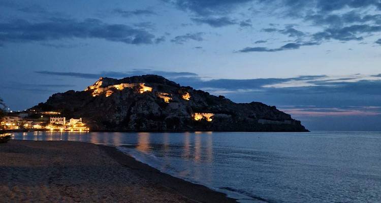 &Kappa;&alpha;&lambda;&omicron;&kappa;&alpha;ί&rho;&iota; 2023. &Kappa;ά&sigma;&tau;&rho;&omicron; &Mu;ύ&rho;&iota;&nu;&alpha;&sigmaf;. &Epsilon;&iota;&kappa;ό&nu;&alpha; &theta;&lambda;&iota;&beta;&epsilon;&rho;ή