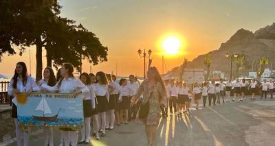 &Chi;.&Omicron;.&Lambda;. &laquo;&Omicron; &Eta;&Phi;&Alpha;&Iota;&Sigma;&Tau;&Omicron;&Sigma;&raquo; &kappa;&alpha;&iota; &Sigma;ύ&lambda;&lambda;&omicron;&gamma;&omicron;&sigmaf; &Phi;ί&lambda;&omega;&nu; &Pi;&alpha;&iota;&delta;&iota;&kappa;&omicron;ύ &Pi;&alpha;&iota;&chi;&nu;&iota;&delta;&iota;&omicron;ύ &kappa;&alpha;&iota; &Beta;&iota;&beta;&lambda;ί&omicron;&upsilon; &laquo;&pi;&lambda;&eta;&mu;&mu;ύ&rho;&iota;&sigma;&alpha;&nu; &tau;&omicron; &Mu;&omicron;&upsilon;&sigma;&epsilon;ί&omicron;&raquo;