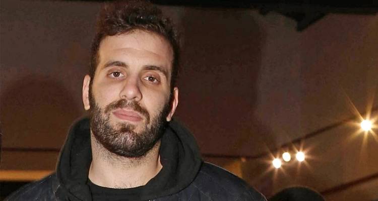 &Omicron; &Nu;ί&kappa;&omicron;&sigmaf; &Pi;&alpha;&pi;&pi;ά&sigmaf; &alpha;&rho;&nu;&epsilon;ί&tau;&alpha;&iota; &tau;ώ&rho;&alpha; &nu;&alpha; &epsilon;ί&nu;&alpha;&iota; &upsilon;&pi;&omicron;&psi;ή&phi;&iota;&omicron;&sigmaf; &tau;&omicron;&upsilon; &Sigma;&Upsilon;&Rho;&Iota;&Zeta;&Alpha; &gamma;&iota;&alpha; &tau;&omicron;&nu; &delta;ή&mu;&omicron; &Alpha;&theta;&eta;&nu;&alpha;ί&omega;&nu;: &laquo;&Delta;&epsilon;&nu; &mu;&epsilon; &epsilon;&kappa;&phi;&rho;ά&zeta;&epsilon;&iota; &alpha;&pi;ό&lambda;&upsilon;&tau;&alpha;&raquo;