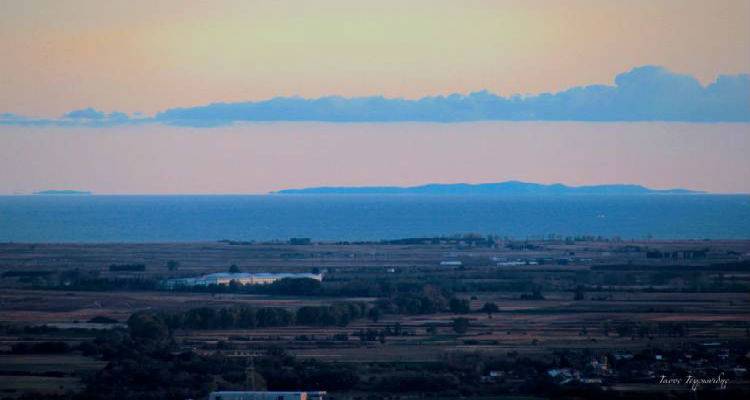 Ό&tau;&alpha;&nu; &eta; &Lambda;ή&mu;&nu;&omicron;&sigmaf; έ&gamma;&iota;&nu;&epsilon; &omicron;&rho;&alpha;&tau;ή &alpha;&pi;ό &tau;&eta;&nu; &Xi;ά&nu;&theta;&eta; !