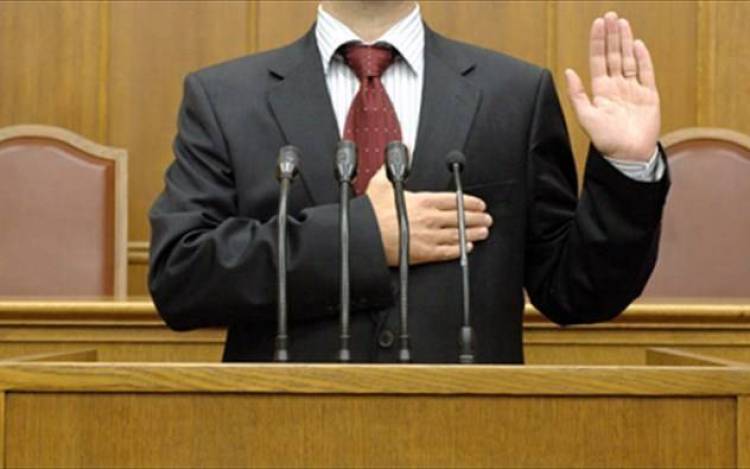 &Delta;ύ&sigma;&kappa;&omicron;&lambda;&epsilon;&sigmaf;  &Alpha;&lambda;ή&theta;&epsilon;&iota;&epsilon;&sigmaf;  &hellip;&hellip; &Epsilon;ύ&kappa;&omicron;&lambda;&alpha;  &Psi;έ&mu;&alpha;&tau;&alpha; &sigma;&tau;&eta; &Pi;&omicron;&lambda;&iota;&tau;&iota;&kappa;ή