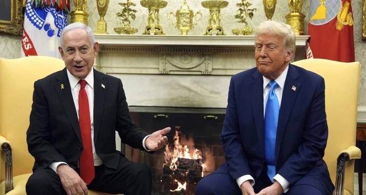 Ο Τραμπ υπόσχεται «αιώνια ειρήνη», αλλά η Χαμάς δύσκολα θα αποδεχθεί το σχέδιο για τη Γάζα -Η ανάλυση του Bloomberg