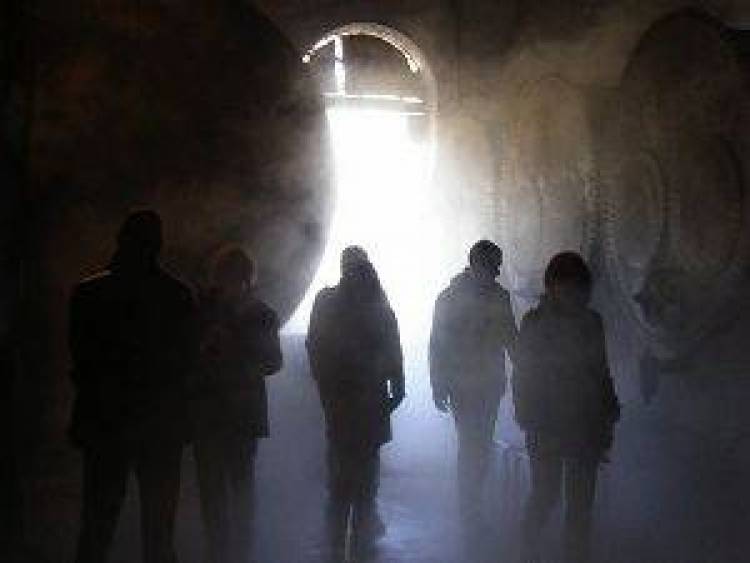 &Epsilon;ί&mu;&alpha;&sigma;&tau;&epsilon; &alpha;&kappa;ό&mu;&alpha; &zeta;&omega;&nu;&tau;&alpha;&nu;&omicron;ί