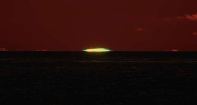 Από τη  πολιτική  δύση …στην φωτεινή πολιτική  ανατολή