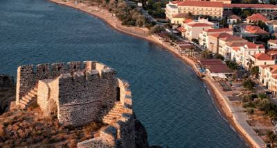 &Lambda;ή&mu;&nu;&omicron;&sigmaf;: &Mu;&nu;&eta;&mu;ό&sigma;&upsilon;&nu;&omicron; &sigma;&tau;&eta; &Mu;&nu;ή&mu;&eta; &tau;&omega;&nu; &Epsilon;&upsilon;&epsilon;&rho;&gamma;&epsilon;&tau;ώ&nu; &tau;&omicron;&upsilon; &nu;&eta;&sigma;&iota;&omicron;ύ