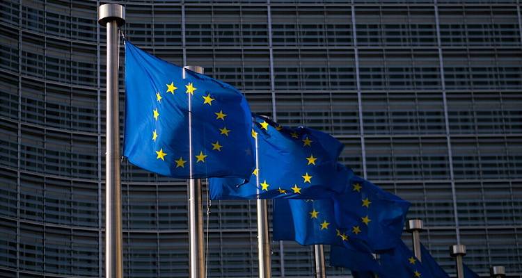 &Epsilon;&Epsilon;: &laquo;&Pi;&rho;ά&sigma;&iota;&nu;&omicron; &phi;&omega;&sigmaf;&raquo; &gamma;&iota;&alpha; &tau;&eta;&nu; 2&eta; &delta;ό&sigma;&eta; &tau;&omicron;&upsilon; &Tau;&alpha;&mu;&epsilon;ί&omicron;&upsilon; A&nu;ά&kappa;&alpha;&mu;&psi;&eta;&sigmaf; ύ&psi;&omicron;&upsilon;&sigmaf; 3,6 &delta;&iota;&sigma;. &epsilon;&upsilon;&rho;ώ