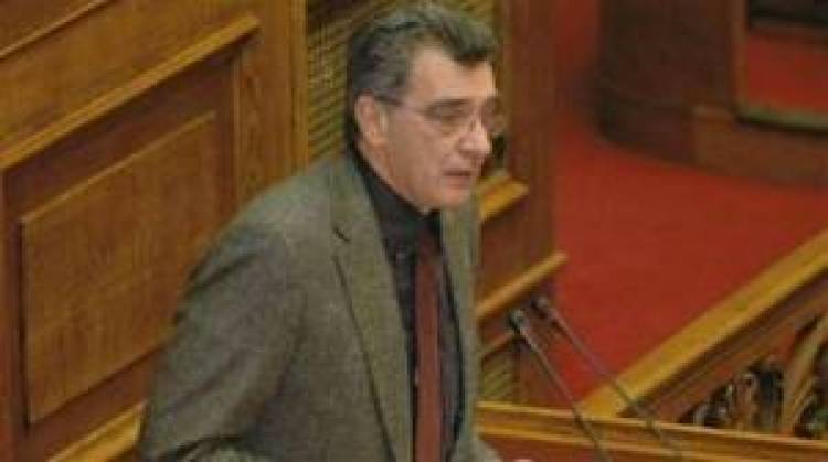 &Gamma;&alpha;&lambda;&eta;&nu;ό&sigmaf; &laquo;&mu;&alpha;&iota;&nu;ό&mu;&epsilon;&nu;&omicron;&sigmaf;&raquo;...