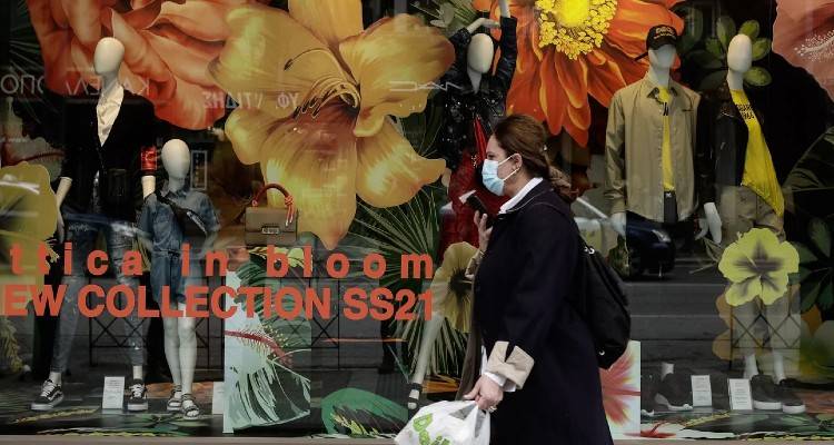 Συνεδριάζουν οι λοιμωξιολόγοι: Κρίσιμες αποφάσεις για λιανεμπόριο σε Θεσσαλονίκη, Αχαΐα, Κοζάνη και μετακινήσεις από δήμο σε δήμο