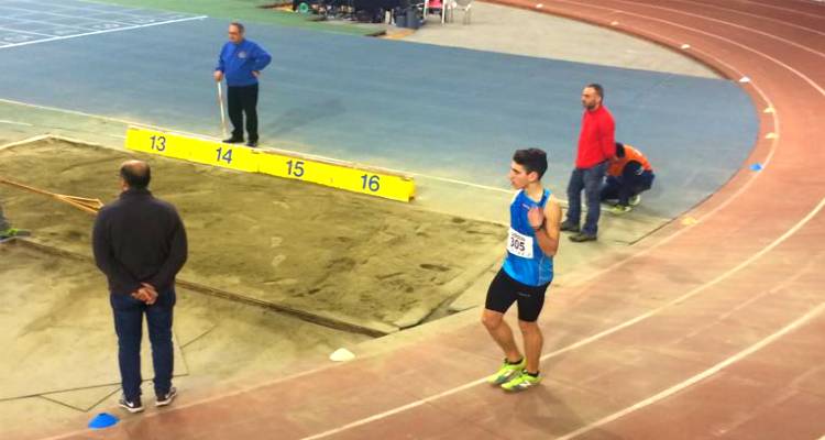 &Omicron; &Mu;&iota;&chi;ά&lambda;&eta;&sigmaf; &Kappa;&omicron;&lambda;ώ&nu;&alpha;&sigmaf; &tau;&eta;&sigmaf; &Alpha;&Epsilon; &Lambda;ή&mu;&nu;&omicron;&upsilon; έ&chi;&alpha;&sigma;&epsilon; &tau;&eta;&nu; &pi;&rho;ό&kappa;&rho;&iota;&sigma;&eta; &sigma;&tau;&omicron;&nu; &tau;&epsilon;&lambda;&iota;&kappa;ό &gamma;&iota;&alpha; 1 &delta;&epsilon;&upsilon;&tau;&epsilon;&rho;ό&lambda;&epsilon;&pi;&tau;&omicron;!