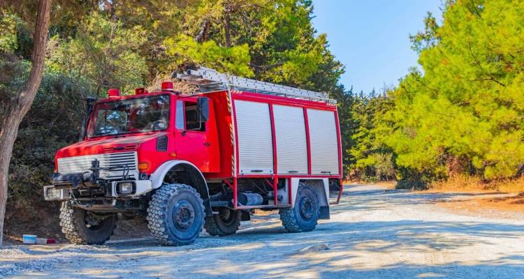 &Tau;έ&lambda;&omicron;&sigmaf; &gamma;&iota;&alpha; &tau;&alpha; έ&nu;&delta;&omicron;&xi;&alpha; &pi;&upsilon;&rho;&omicron;&sigma;&beta;&epsilon;&sigma;&tau;&iota;&kappa;ά &omicron;&chi;ή&mu;&alpha;&tau;&alpha; &tau;&eta;&sigmaf; &Epsilon;&lambda;&lambda;ά&delta;&alpha;&sigmaf; -&Pi;&omega;&lambda;&omicron;ύ&nu;&tau;&alpha;&iota; &alpha;&pi;ό &mu;ό&lambda;&iota;&sigmaf; 80 &epsilon;&upsilon;&rho;ώ