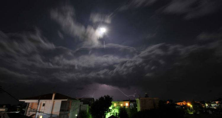 Έ&kappa;&tau;&alpha;&kappa;&tau;&omicron; &delta;&epsilon;&lambda;&tau;ί&omicron; &epsilon;&pi;&iota;&delta;&epsilon;ί&nu;&omega;&sigma;&eta;&sigmaf; &kappa;&alpha;&iota;&rho;&omicron;ύ &alpha;&pi;ό &tau;&eta;&nu; &Epsilon;&Mu;&Upsilon;