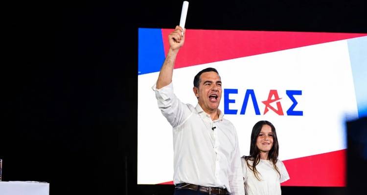 &laquo;&Epsilon;&Lambda;&Alpha;&Sigma; - &Epsilon;&lambda;&lambda;&eta;&nu;&iota;&kappa;ή &Alpha;&rho;&iota;&sigma;&tau;&epsilon;&rho;ή &Sigma;&upsilon;&mu;&pi;&alpha;&rho;ά&tau;&alpha;&xi;&eta;&raquo; &tau;&omicron; &nu;έ&omicron; &kappa;ό&mu;&mu;&alpha; &tau;&omicron;&upsilon; &Alpha;&lambda;έ&xi;&eta; &Tau;&sigma;ί&pi;&rho;&alpha; -&Tau;&omicron; &alpha;&nu;&alpha;&kappa;&omicron;ί&nu;&omega;&sigma;&epsilon; &sigma;&tau;&omicron; &Theta;&eta;&sigma;&epsilon;ί&omicron;