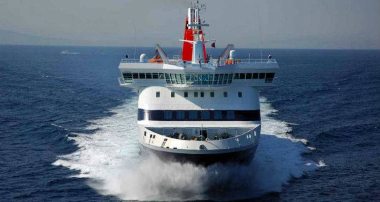 Το "Πήγασος" φεύγει, το "Νήσος Χίος" έρχεται στη γραμμή της Λήμνου
