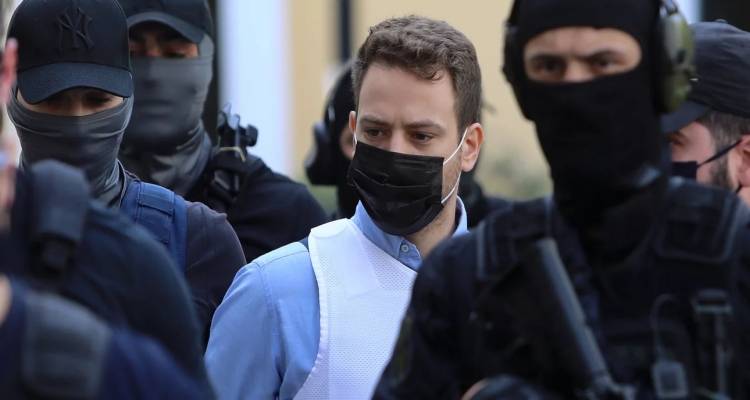 &Delta;&omicron;&lambda;&omicron;&phi;&omicron;&nu;ί&alpha; &Kappa;&alpha;&rho;&omicron;&lambda;ά&iota;&nu;: &Kappa;&alpha;&tau;&alpha;&pi;έ&lambda;&tau;&eta;&sigmaf; &omicron; &epsilon;&iota;&sigma;&alpha;&gamma;&gamma;&epsilon;&lambda;έ&alpha;&sigmaf; &gamma;&iota;&alpha; &tau;&omicron;&nu; &Alpha;&nu;&alpha;&gamma;&nu;&omega;&sigma;&tau;ό&pi;&omicron;&upsilon;&lambda;&omicron; | &laquo;&Nu;ό&mu;&iota;&zeta;&epsilon; ό&tau;&iota; &theta;&alpha; &kappa;&omicron;&rho;&omicron;ϊ&delta;&epsilon;ύ&epsilon;&iota; &tau;&omicron;&upsilon;&sigmaf; &pi;ά&nu;&tau;&epsilon;&sigmaf;&raquo;