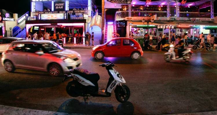 &Zeta;ά&kappa;&upsilon;&nu;&theta;&omicron;&sigmaf;: &Nu;&epsilon;&kappa;&rho;ό&sigmaf; 20&chi;&rho;&omicron;&nu;&omicron;&sigmaf; &Beta;&rho;&epsilon;&tau;&alpha;&nu;ό&sigmaf; &sigma;&epsilon; &mu;&pi;&alpha;&rho; &sigma;&tau;&omicron;&nu; &Lambda;&alpha;&gamma;&alpha;&nu;ά